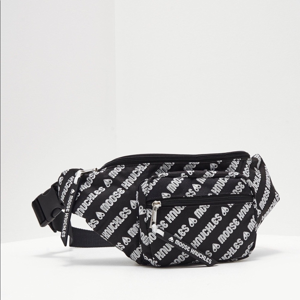 NWT MOOSE KNUCKLES Logo mania hip bag
